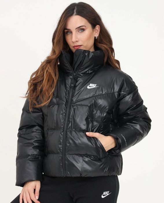 Жіноча куртка Nike ОРИГІНАЛ Sportswear Therma-Fit Black DH4079-010