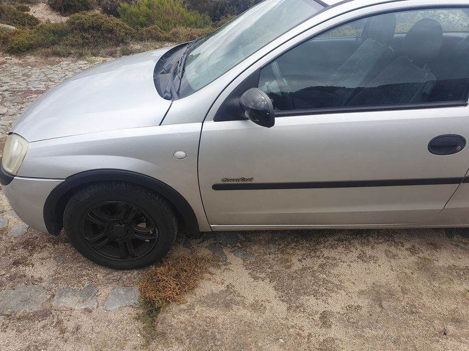 Oportunidade!! Opel Corsa C 2001 1.2 Gasolina Ecotech