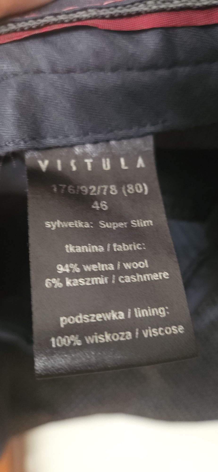 Granatowy garnitur Vistula