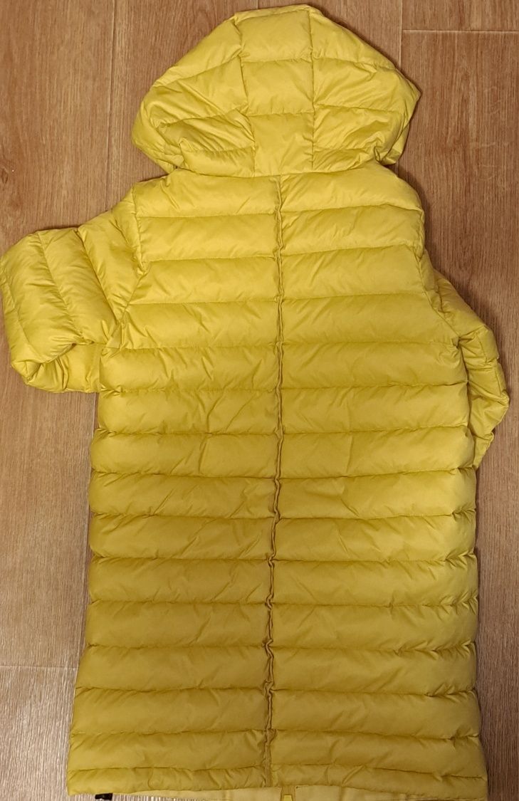 Пальто демісезонне, дитяче, р.134 см.