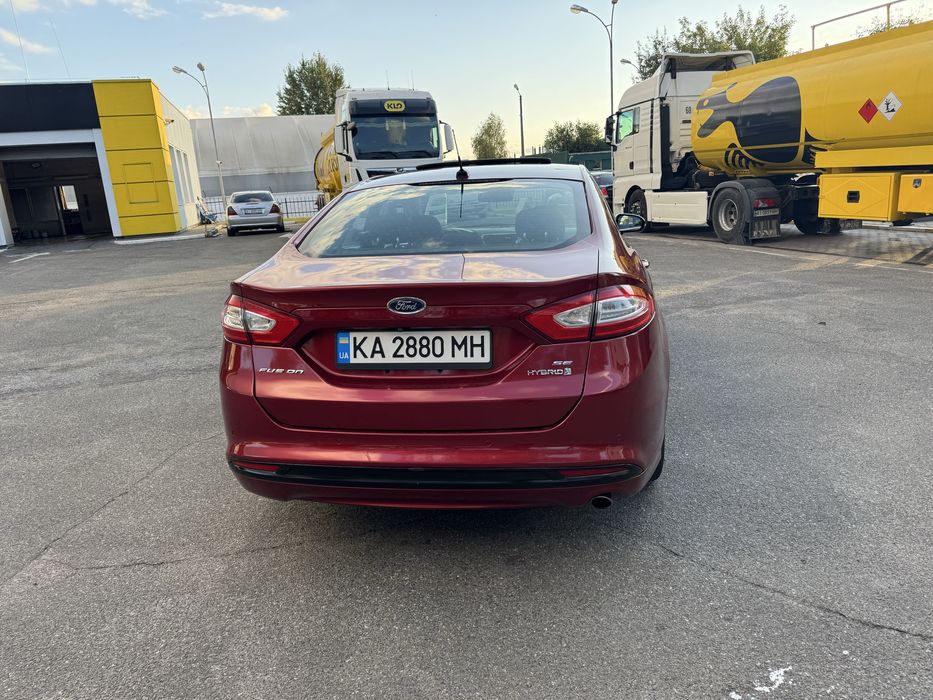 Ford fusion hybrid