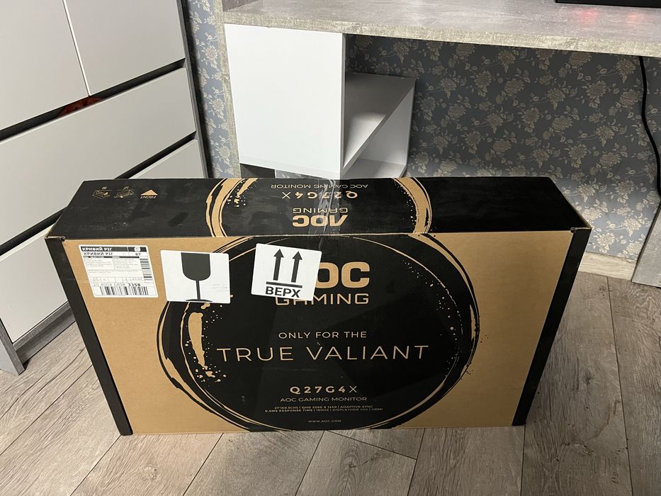 Продаж Пк , Монітор , Стіл , Гарнітура