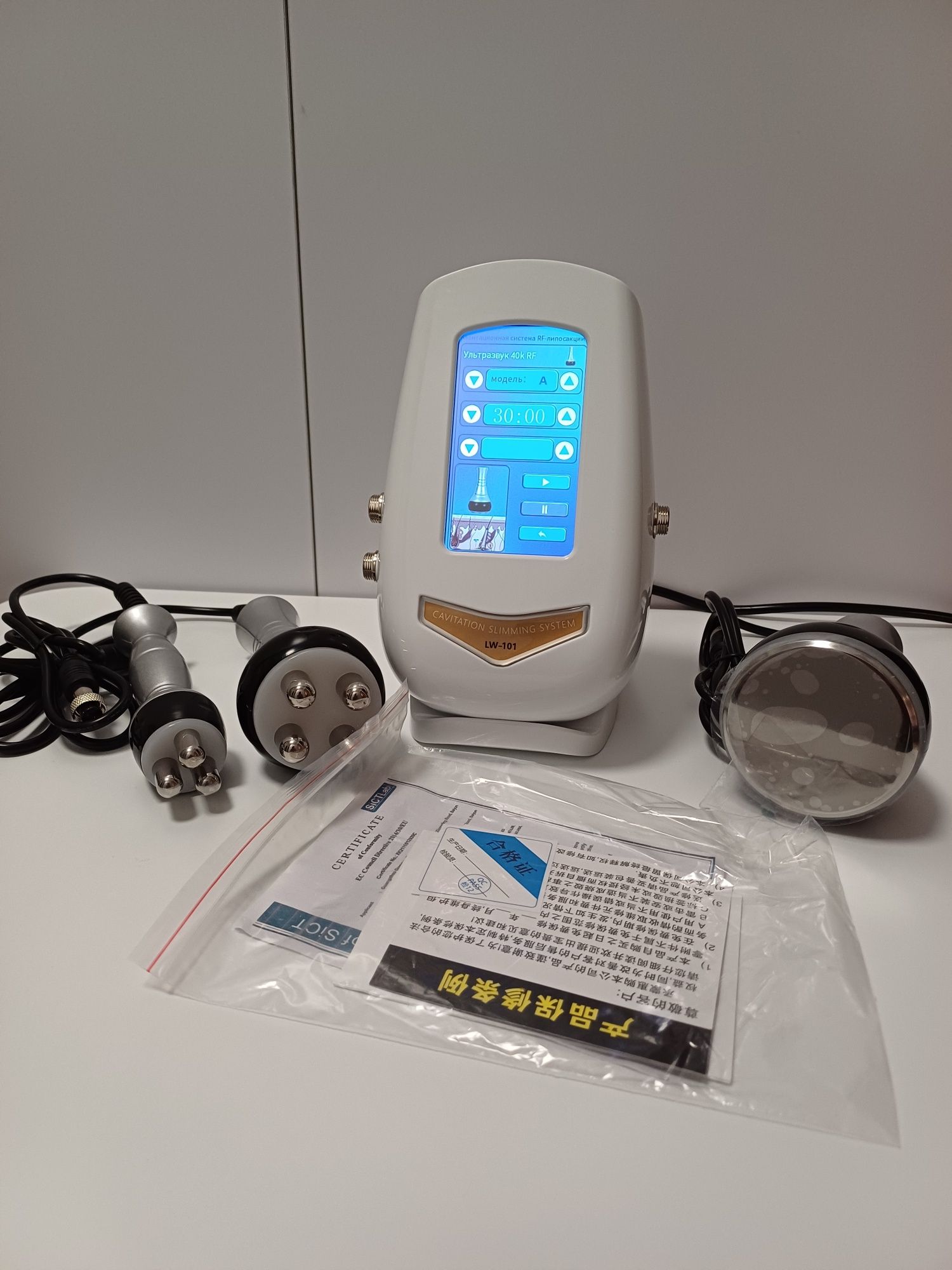 Апарат для кавітації та RF ліфтингу  LW-101 /  Аппарат для кавитации