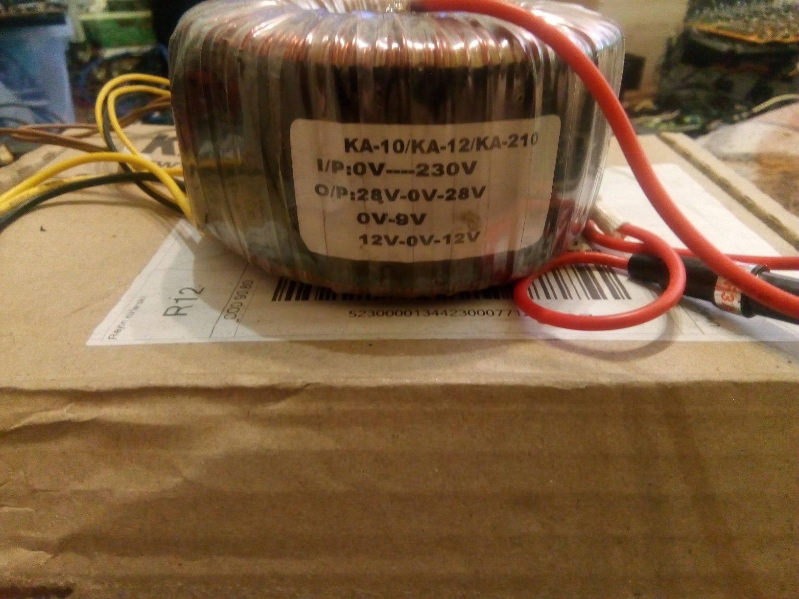 Spory Transformator toroidalny 2x28v+0-9v+12v-0-12v