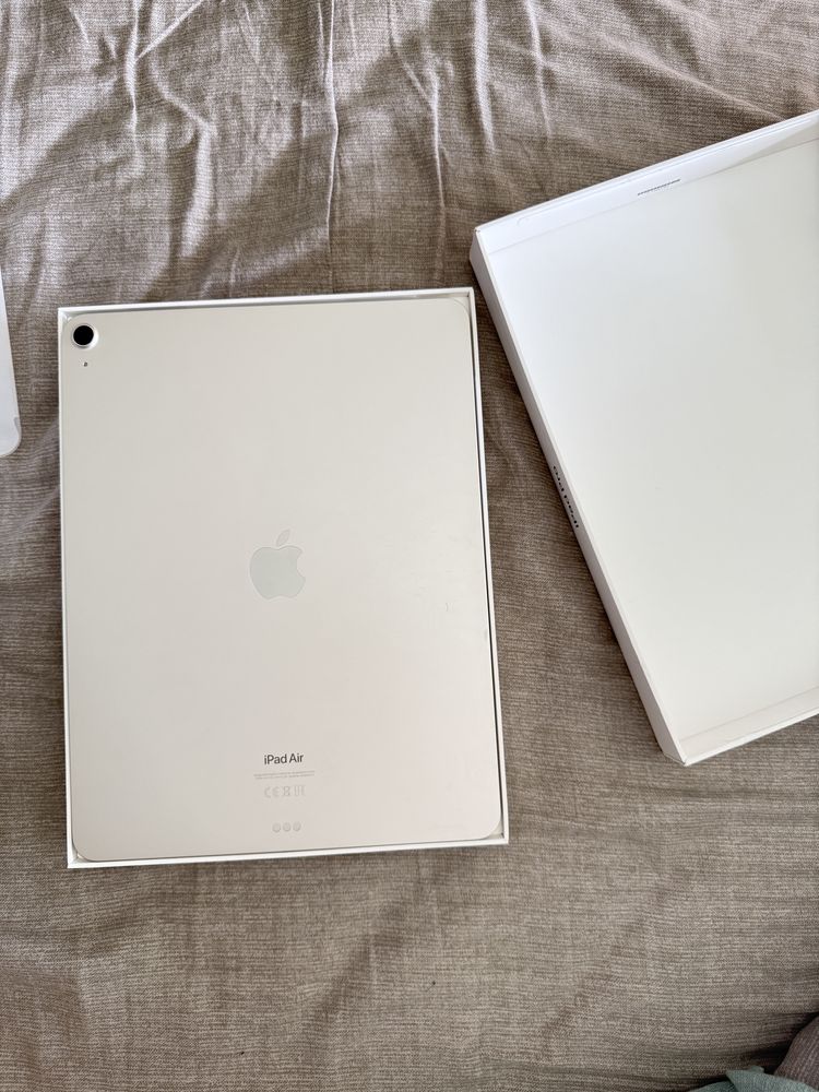 iPad Air 13 128gb praktycznie nowy
