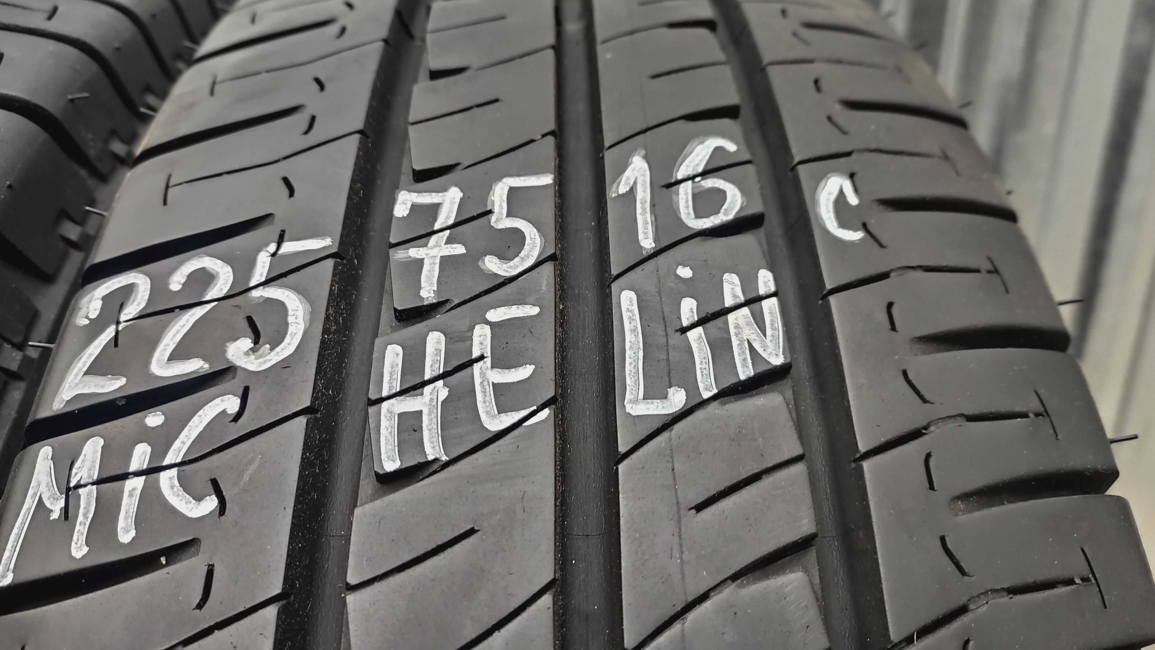 Шини 225/75R16C Michelin Agilis. 9мм.