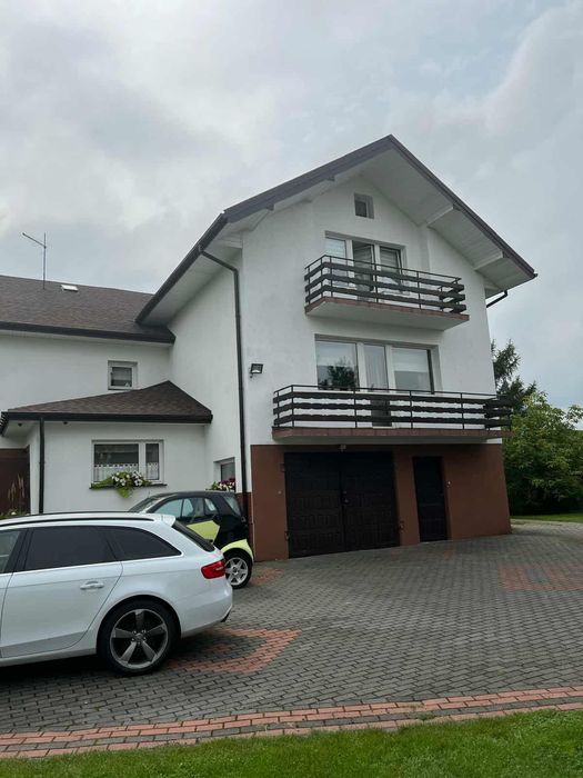 Dom dąbrowa zielona