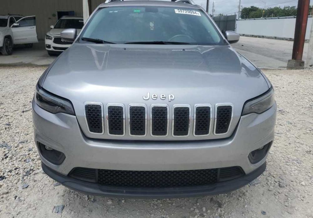 Бампер перед JEEP CHEROKEE KL джип розборка шрот передок