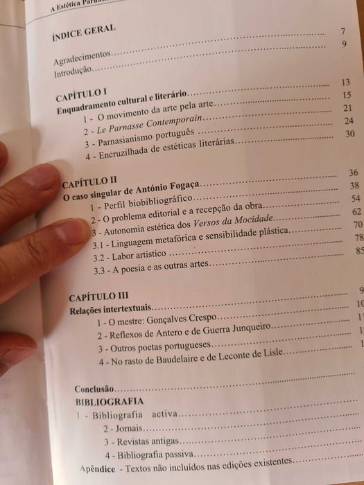Livro "A Estética Parnasiana na Obra Poética de António Fogaça"