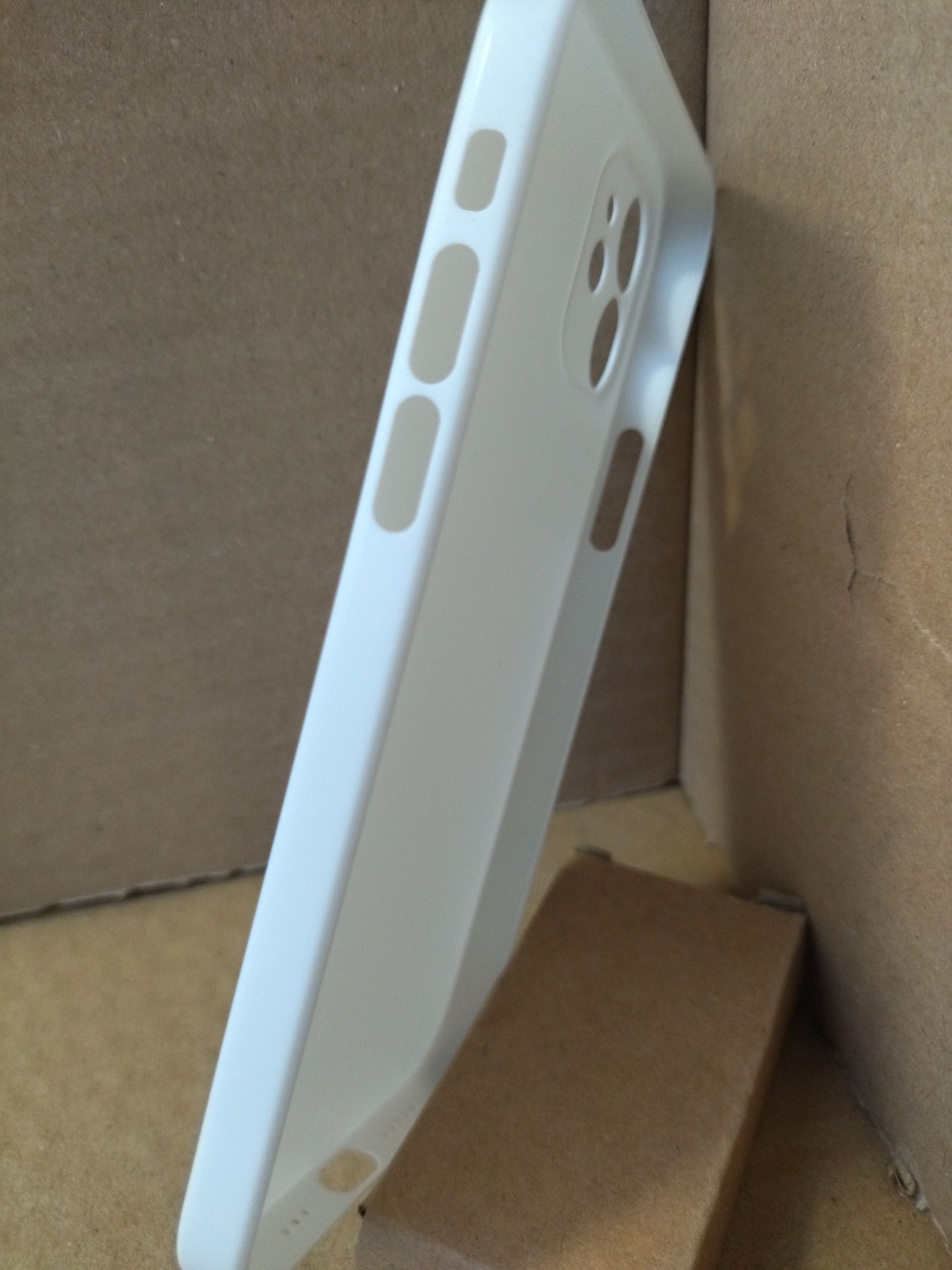 Etui do iPhone 12 białe (B8)