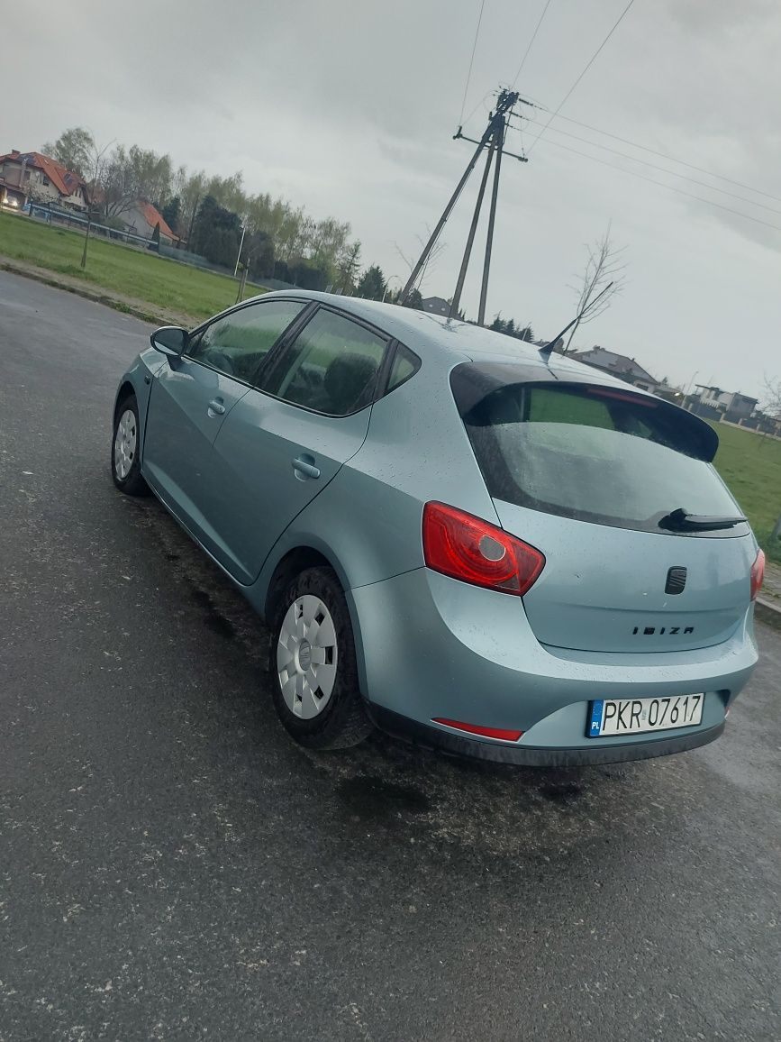 Seat ibiza 4 5d  grzane skóry klimatyzacja