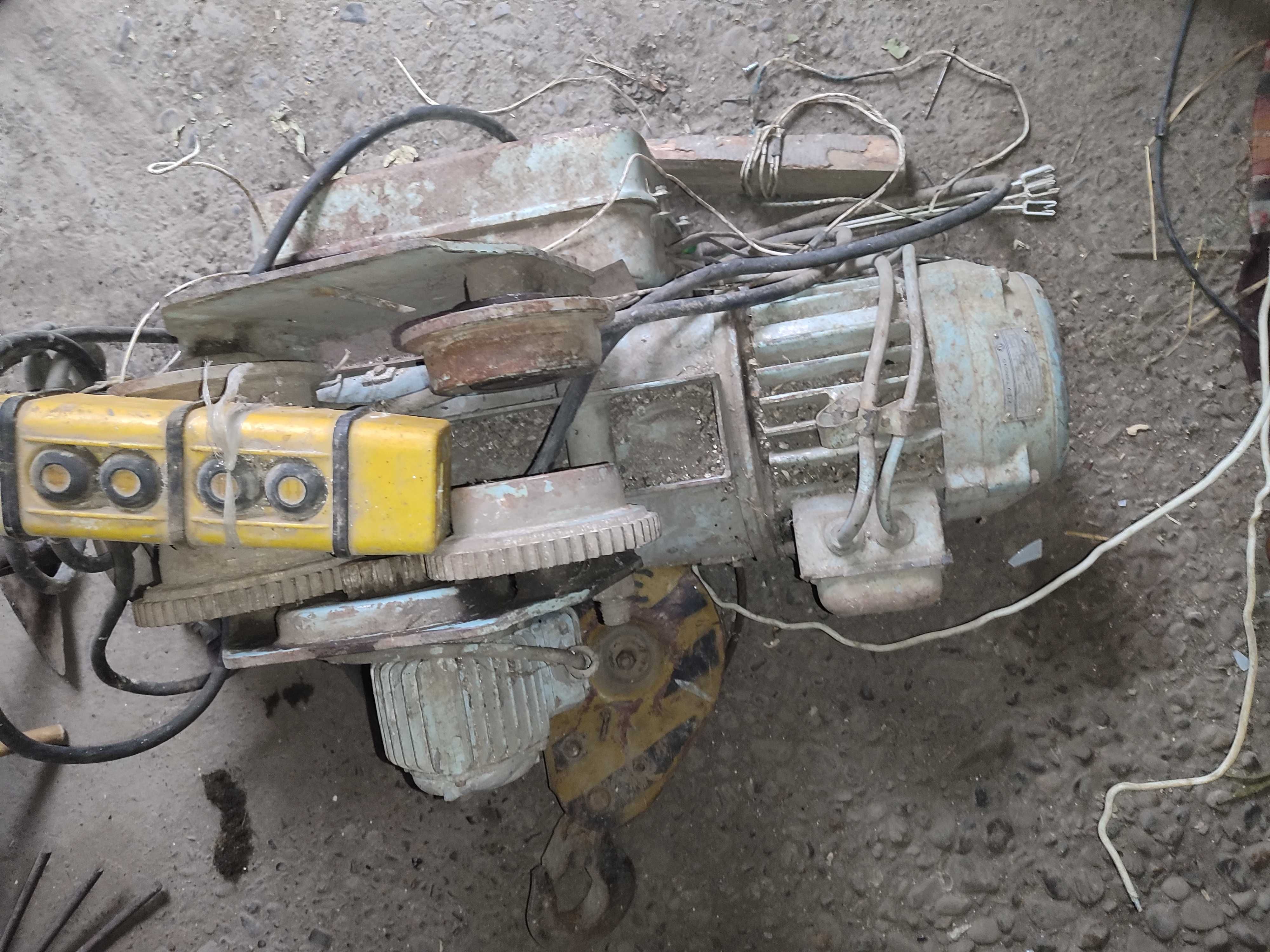 Тельфер болгарський, 2т грузопідйомність