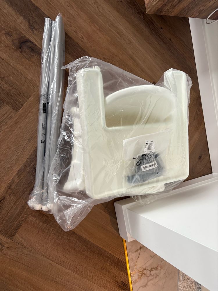 Krzesełko do karmienia IKEA Antilop z podnóżkiem