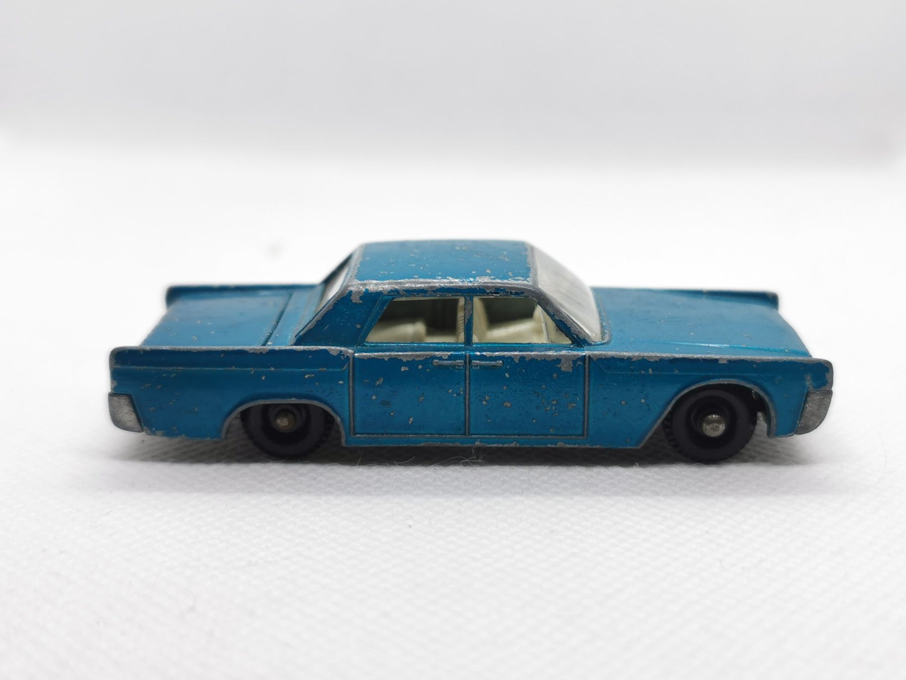 Lincoln Continental no. 31c Lesney Matchbox