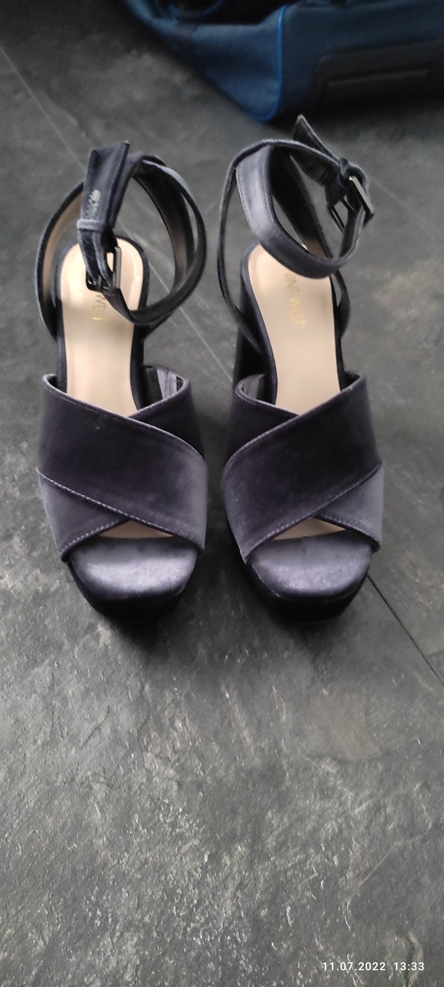 Босоножки Nine West 7.5 US наш 38