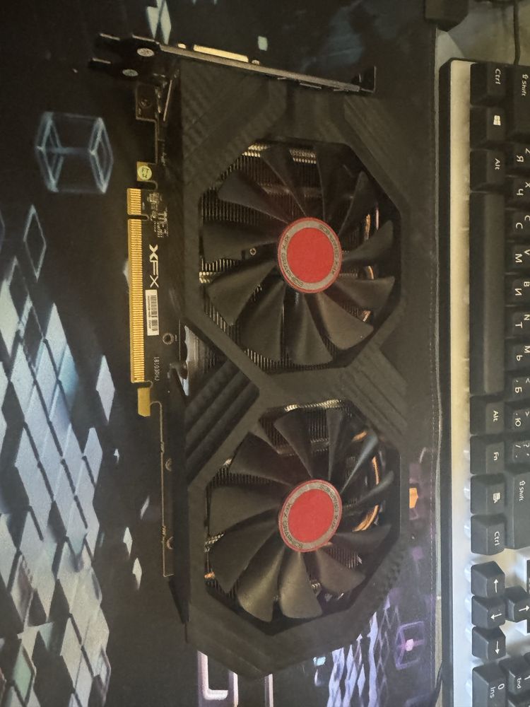 AMD Radeon XFX RX580 8gb 256bit Gddr5 Как новая