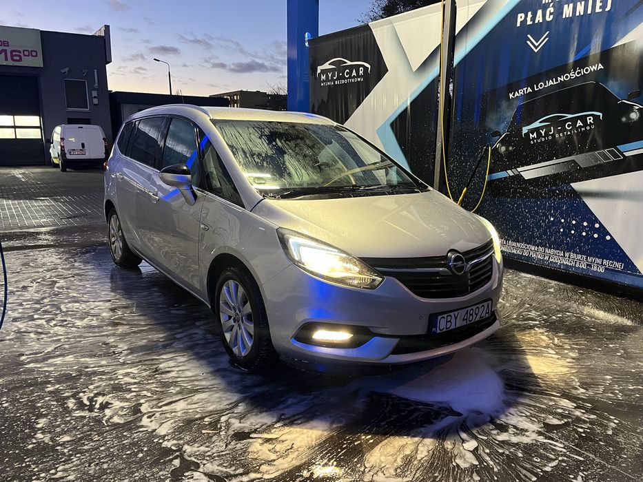 Opel Zafira C 2018 rok diesel 1.6 cdti manual okazja vat 23% polift