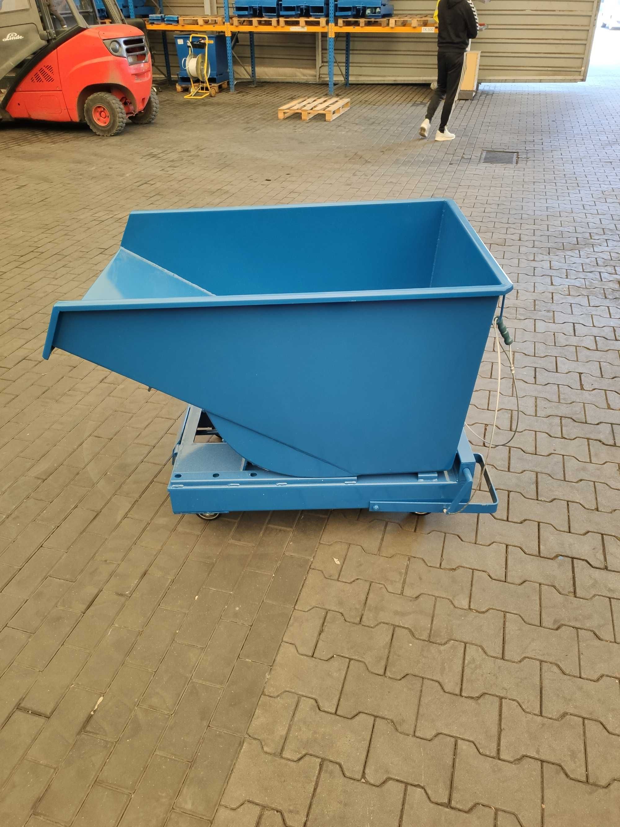 Koliba 600 L CNC odpady śmieci gruz złom koleba kontener