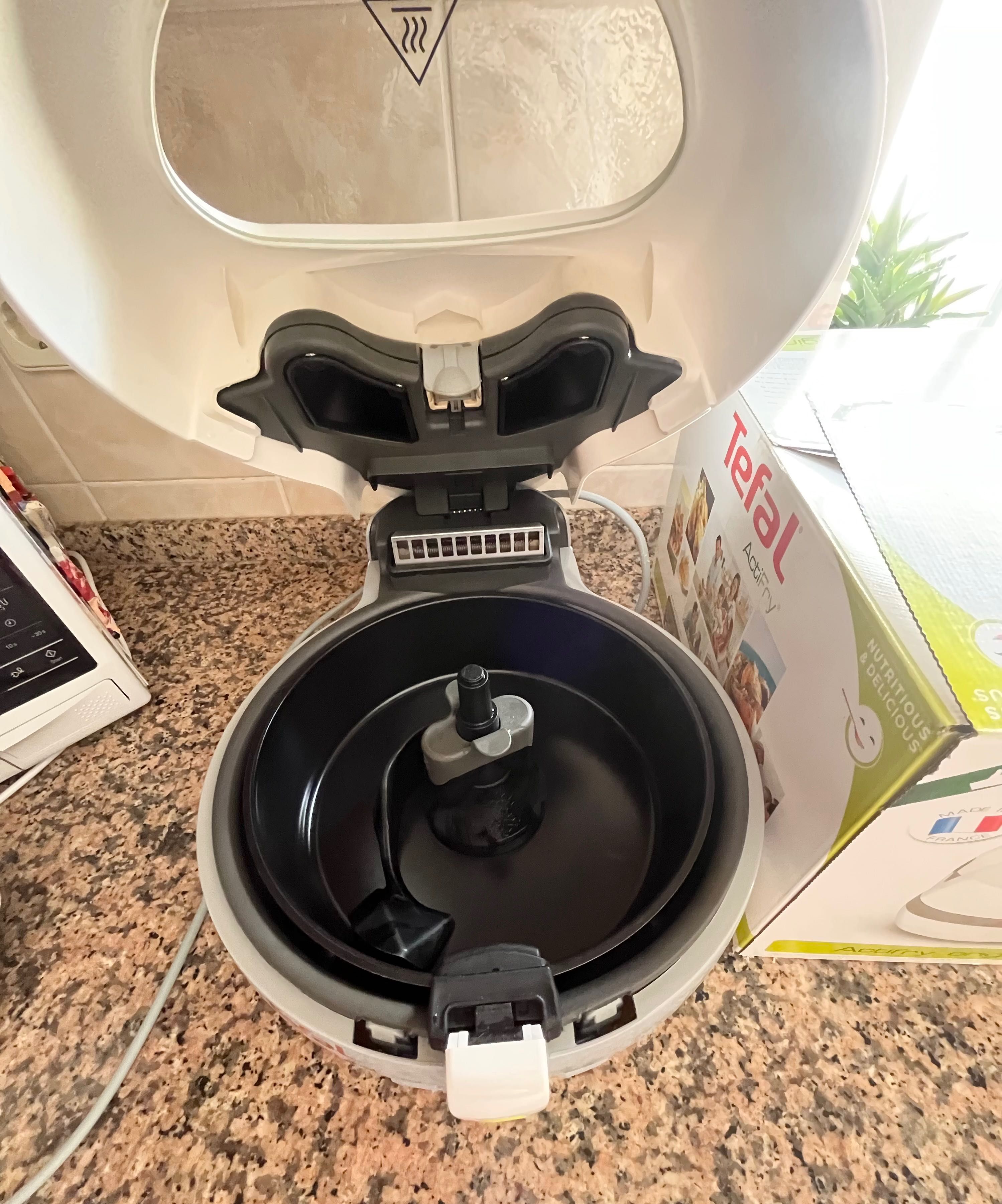 Compre uma Air fryer Tefal e ganhe Grelhador Philips