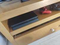 PS4 slim 500gb 2 controles