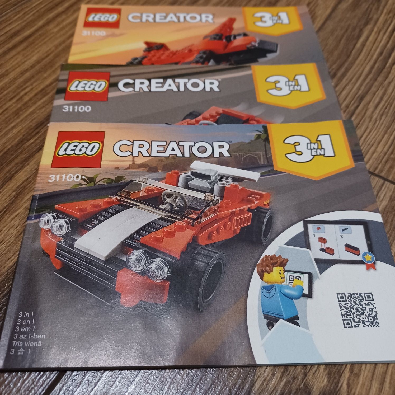 Lego creator 31100