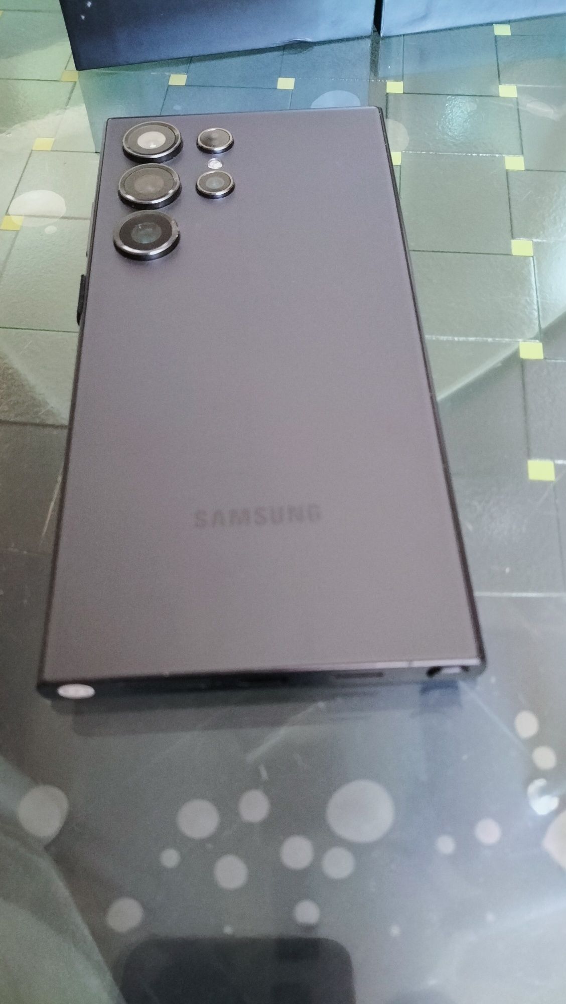 Samsung Galaxy s24 ultra