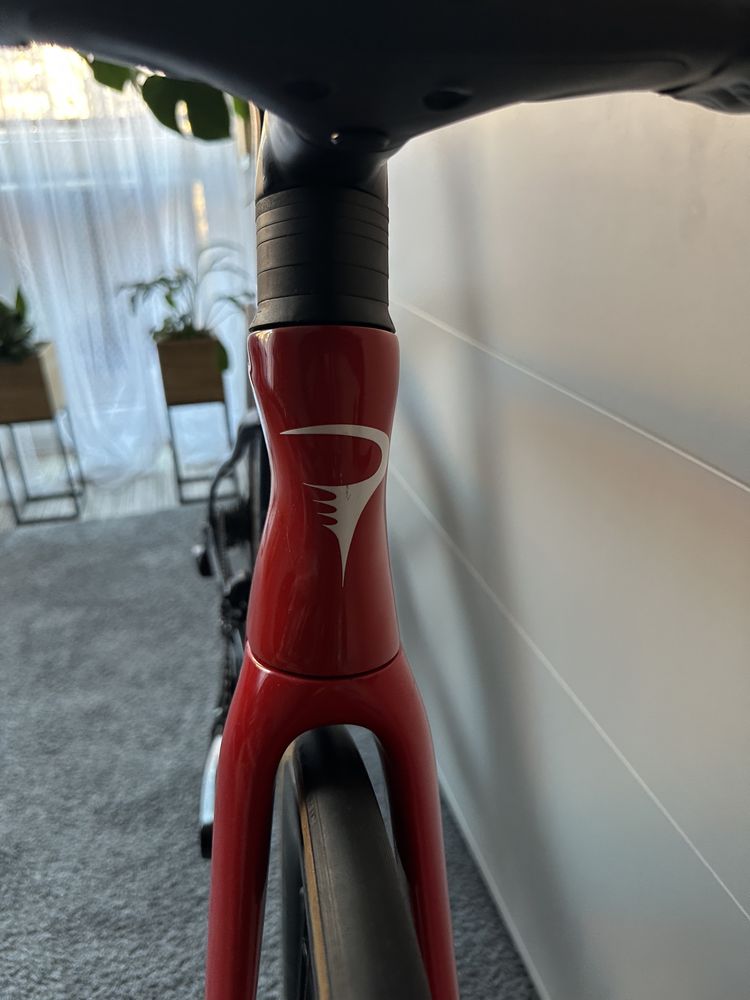 Pinarello dogma F ineos grenadiers