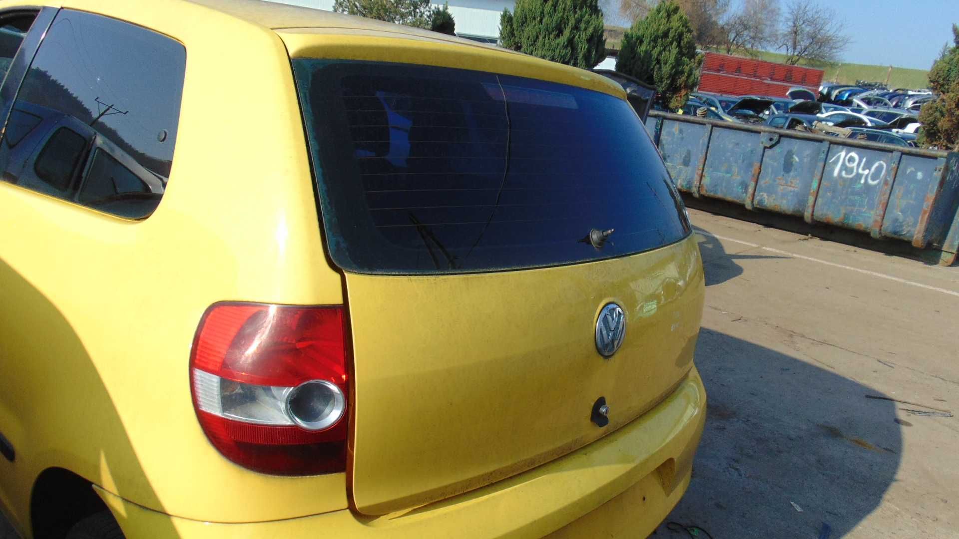 Mar4 Klapa tylna bagażnika volkswagen fox LY1C wysyłka części