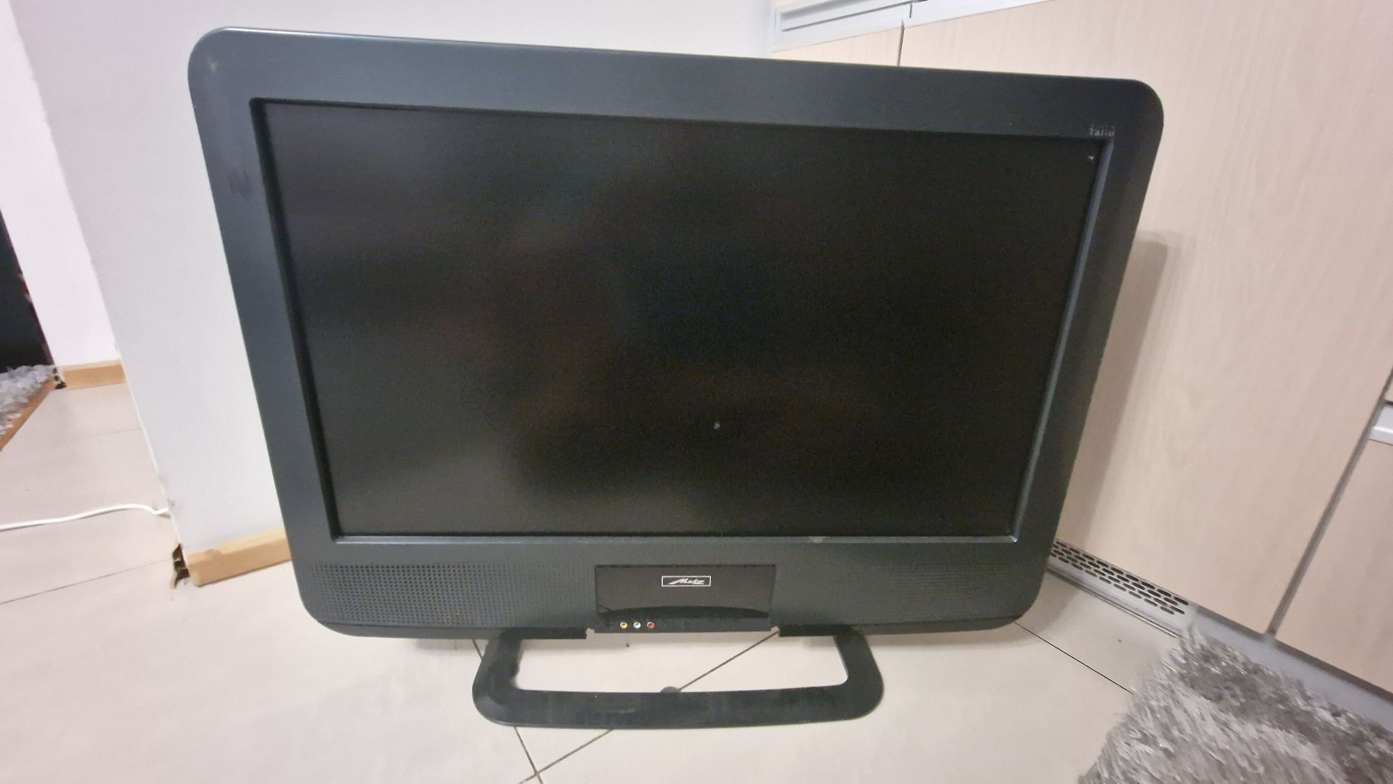 Metz Talio 32 FHDTV  LCD TV