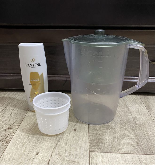 Отдам даром фильтр, бальзам-ополаскиватель, емкость для творога