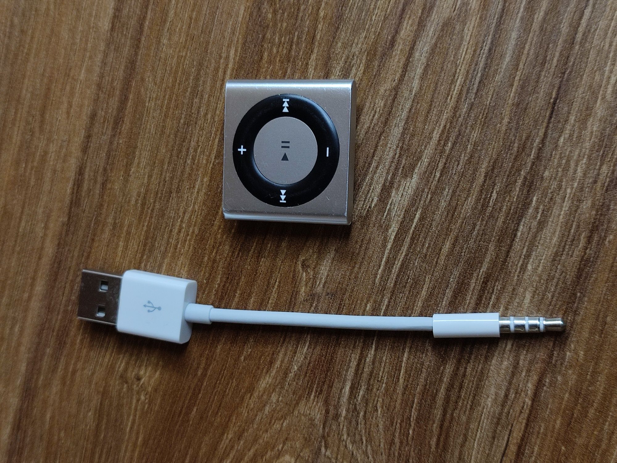 MP3-плеєр Apple iPod shuffle (4-го поколения)  2GB