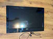 Sprzedam telewizor AKAI AKFL3271H  32 cale pilot