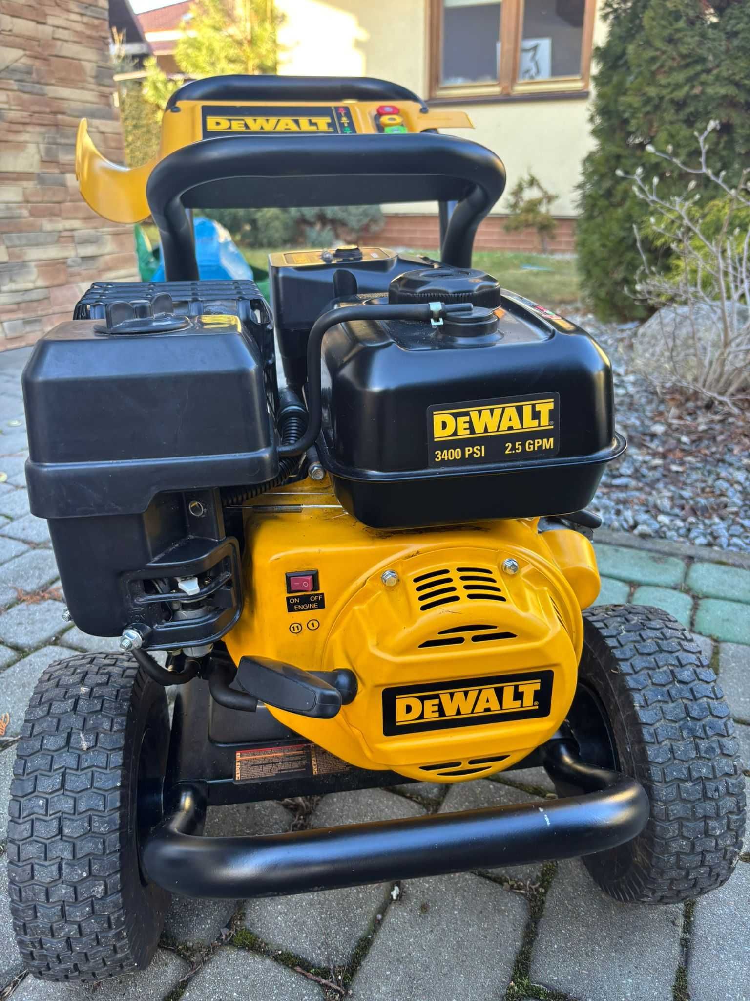Myjka Ciśnienowa DEWALT 3400 PSI - (Karcher)