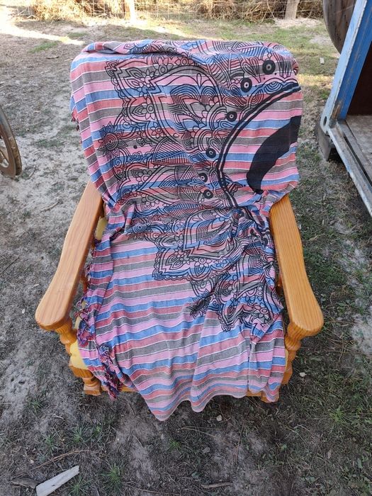 Vários sofás, triplos e  individuais