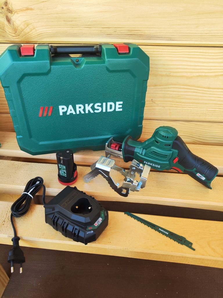 Шабельна пила PARKSIDE PAAS 12 B2 з акумулятором 2А