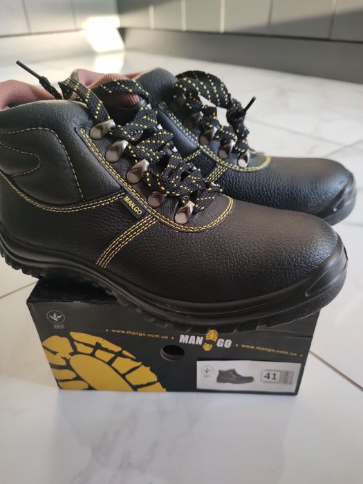 Нові чоловічі ботінки 41 розмір