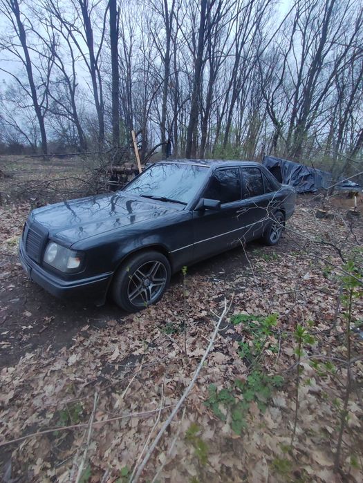 Мерседес 124  Е клас