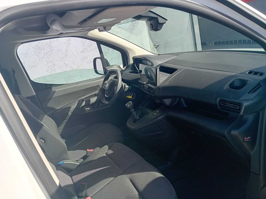 Peugeot Partner 1.5 Bluehdi 3 L c/IVA ( pequeno sinistro )