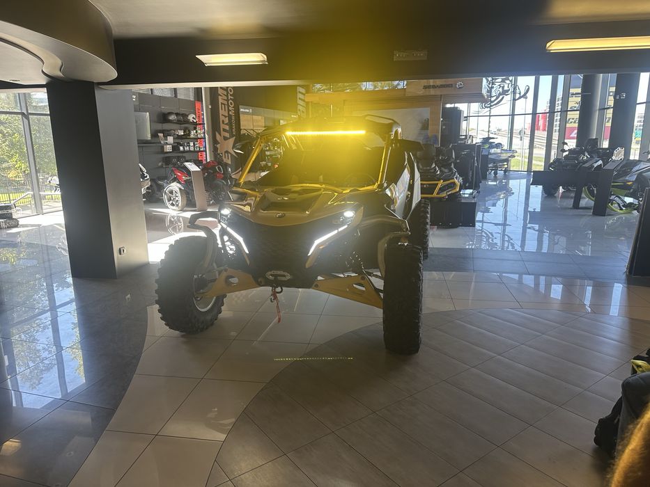 Can -Am Maverick R zarejstrowany Faktura vat 23%