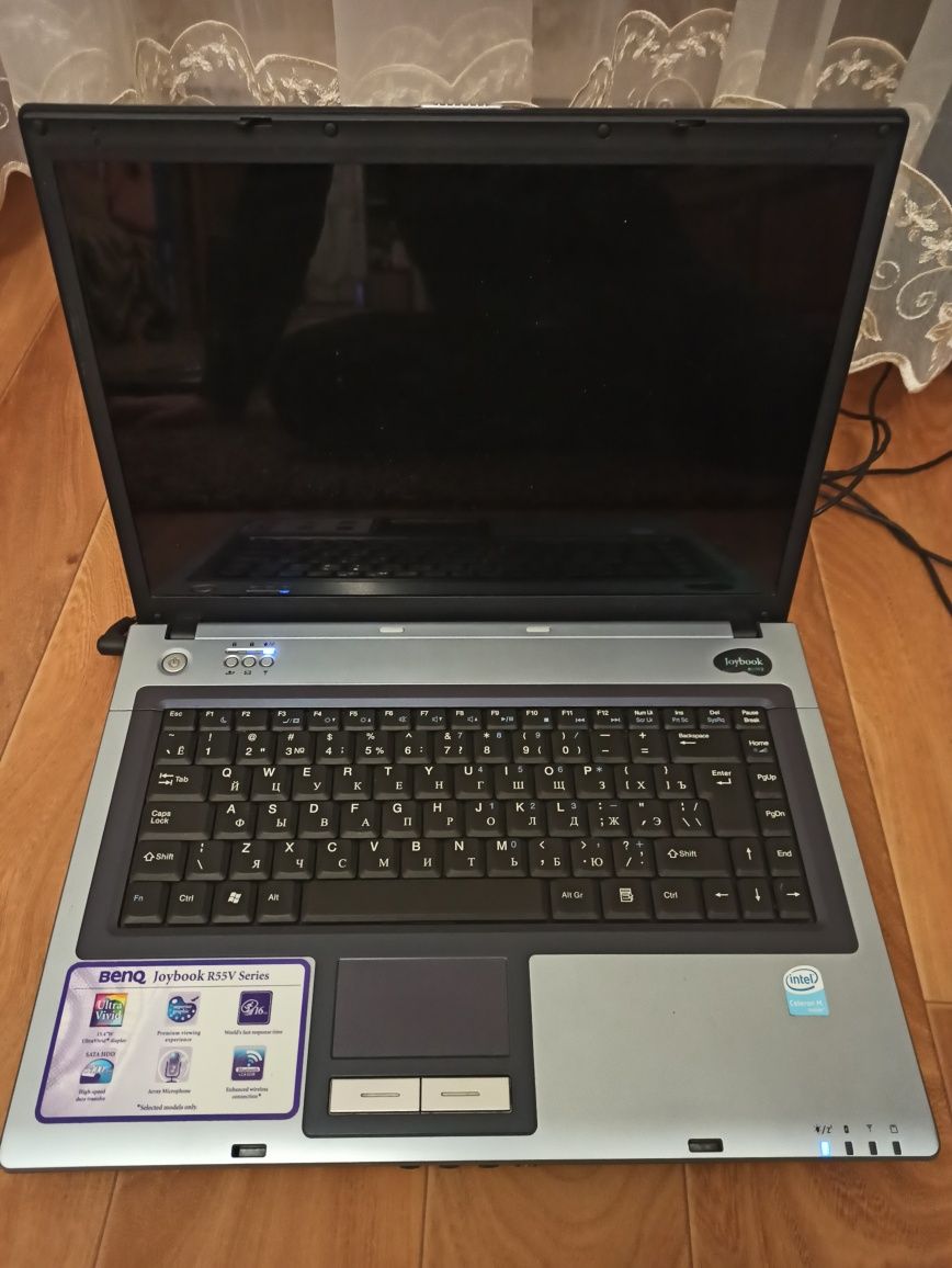 Ноутбук Benq r55ve