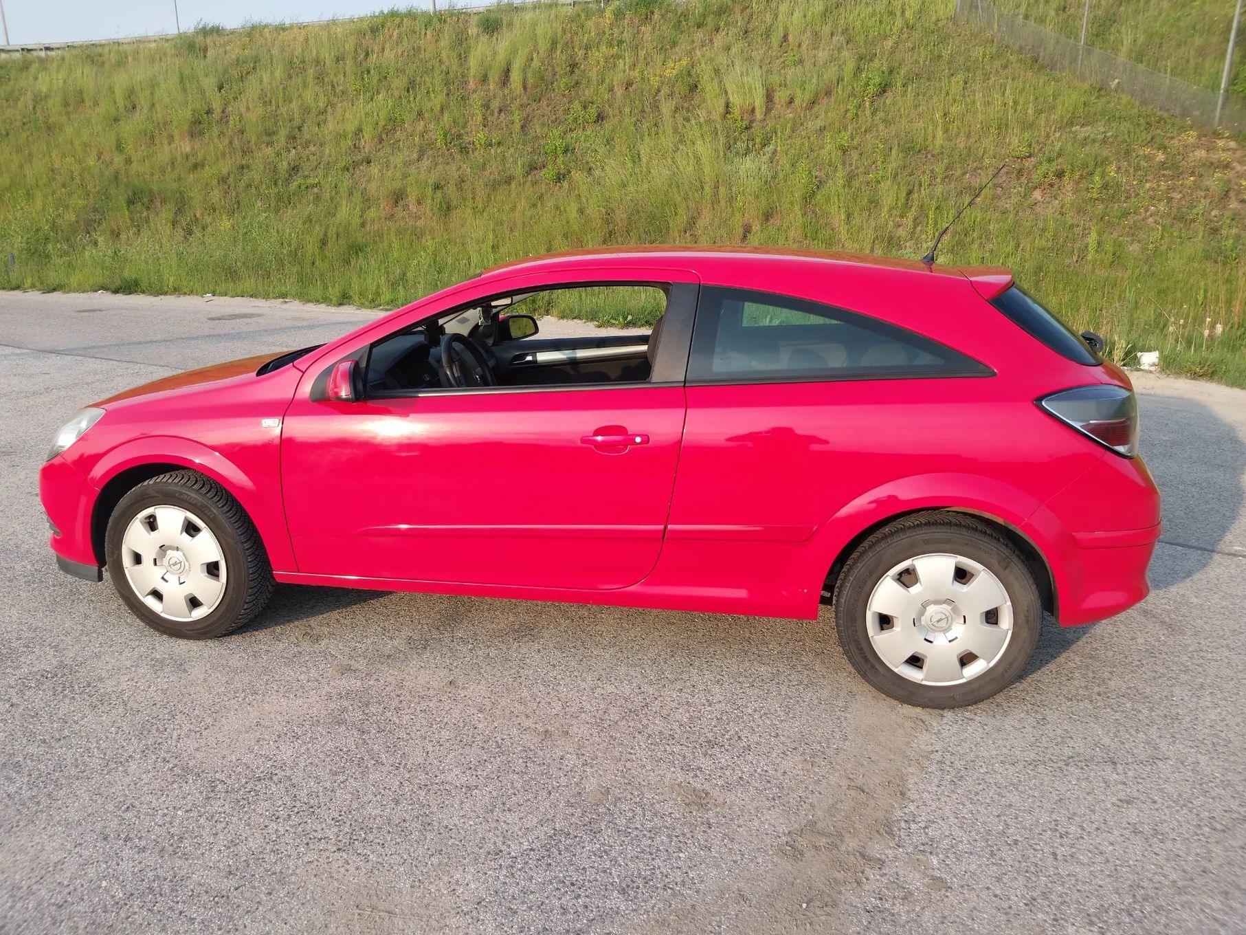 Opel Astra OPEL Astry H GTC 1.9 cdti 120km.