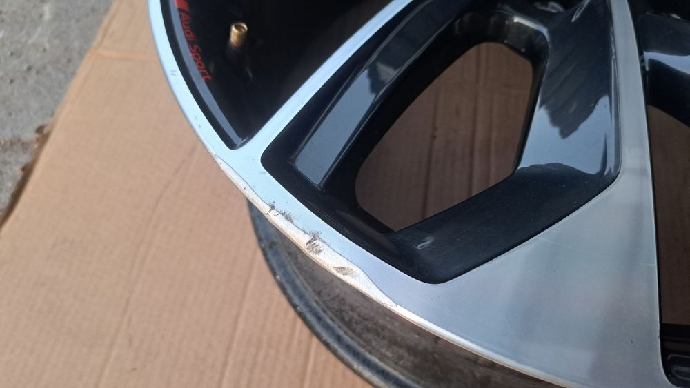 1x 19 5x112 Felga Audi A3 S3 RS3 8Y 8" ET49 8,0Jx19H2 alufelga orygina