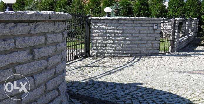Kamień murowy z granitu KRAWĘŻNIK kostka granitowa 40x20x10