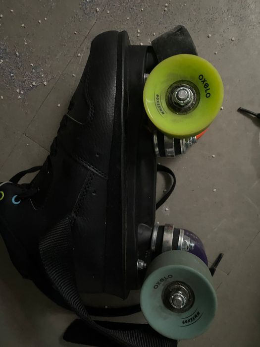 Patins 4 rodas tamanho 39