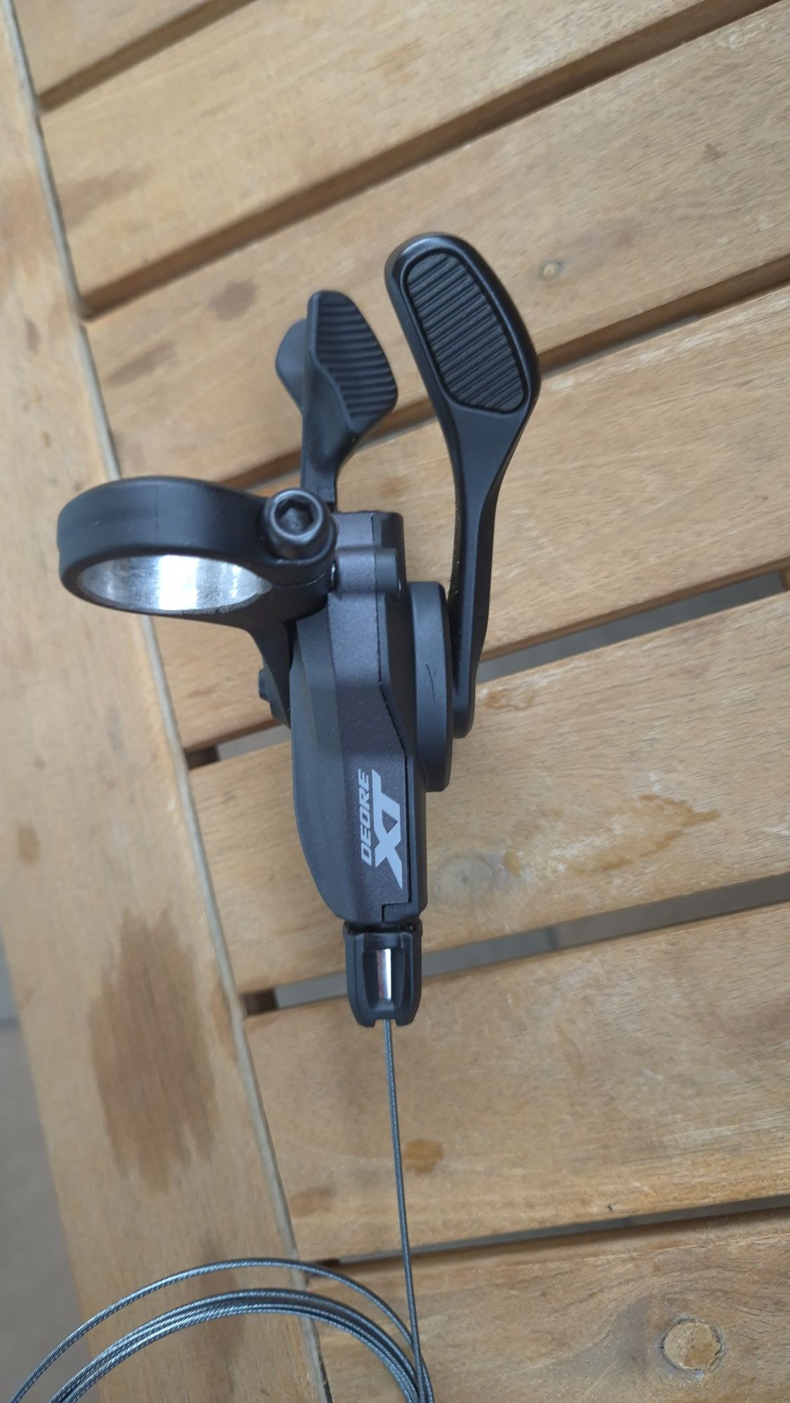 Manetka prawa tylna Shimano XT 11 rz SL-M8130 LINK GLIDE