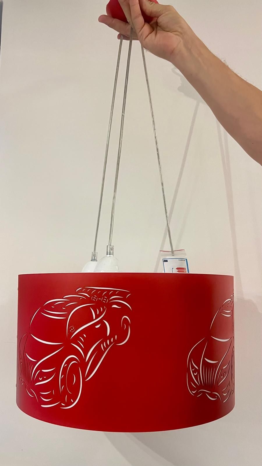 Lampa wisząca czerwony samochód