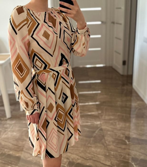 Шелковое платье бежевое миди из натурального шелка s/m