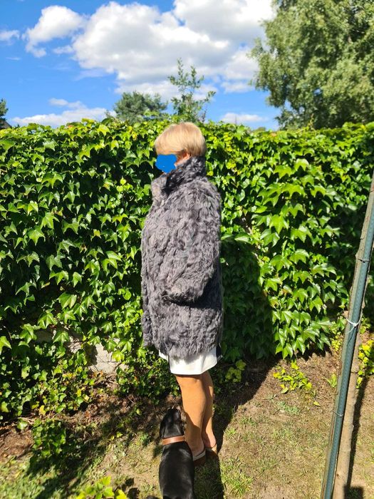 Futro naturalne z kózek stan idealny