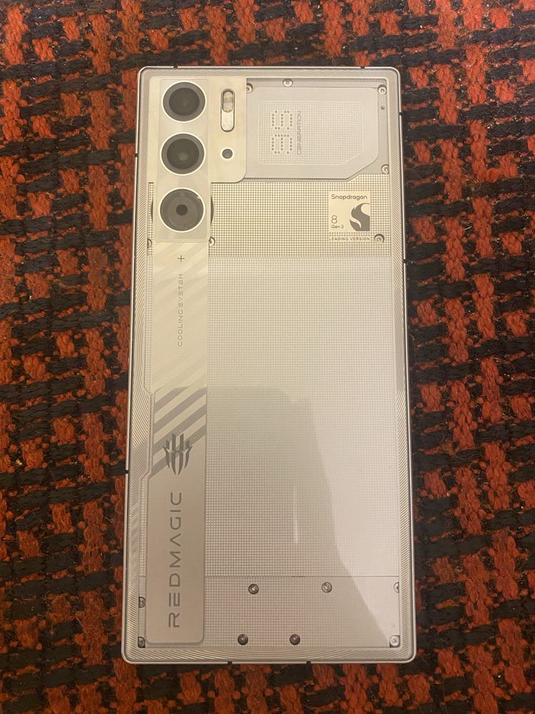 Смартфон ZTE Nubia RedMagic 9S Pro 16/512GB