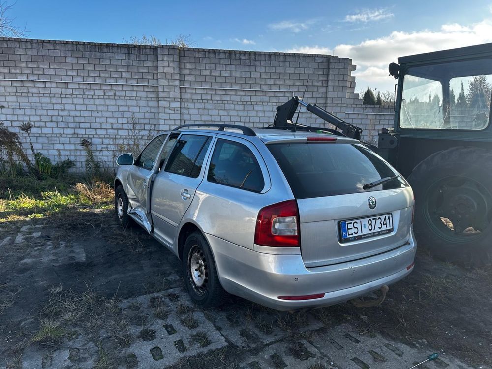 Skoda Octavia 1.6 Tdi 4x4 Uszkodzona